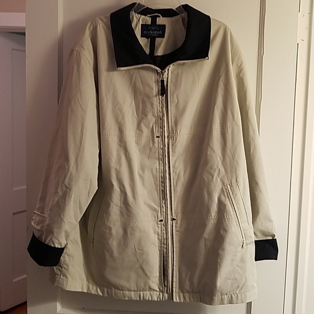 Mackintosh rain coat